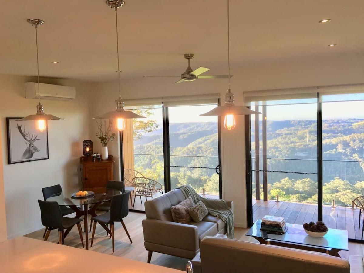 Scandinavian Cabin - Maleny - One Bedroom ภายนอก รูปภาพ