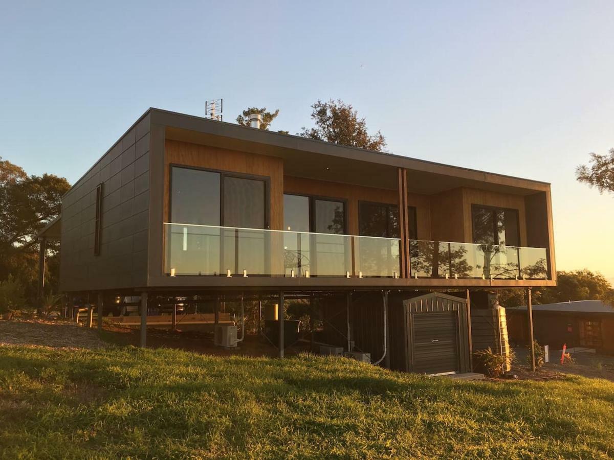 Scandinavian Cabin - Maleny - One Bedroom ภายนอก รูปภาพ