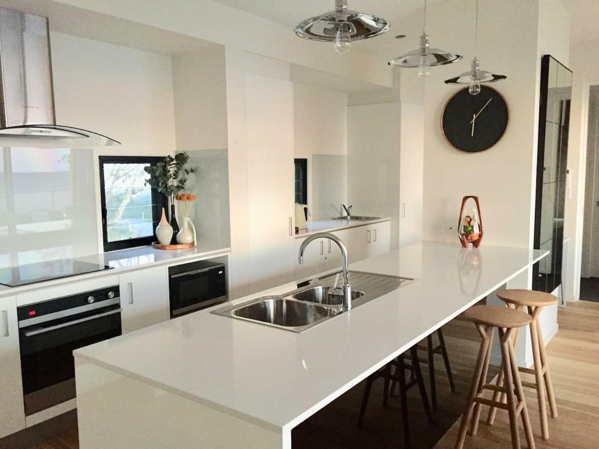 Scandinavian Cabin - Maleny - One Bedroom ภายนอก รูปภาพ